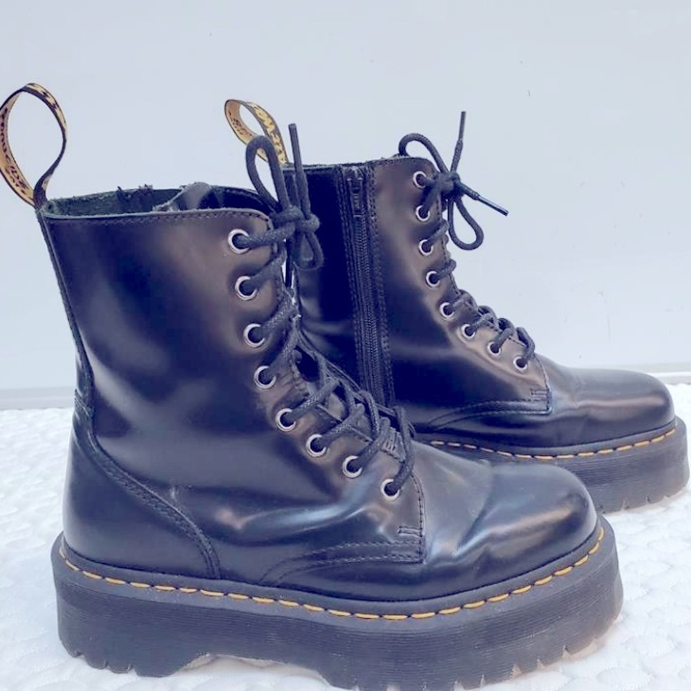Dr. Martens jadon boot Leather platforms size women's 8